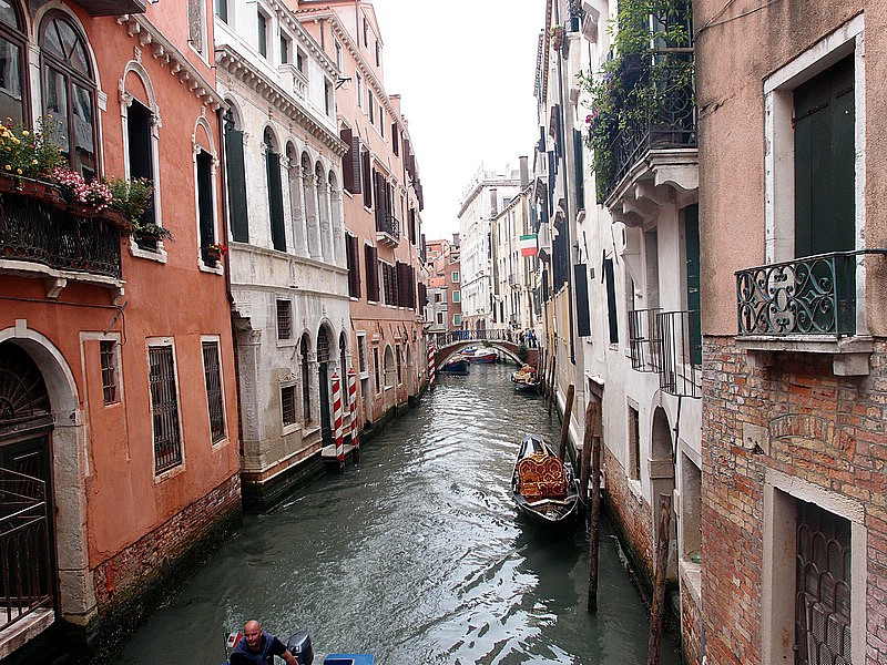 P5230636a.jpg